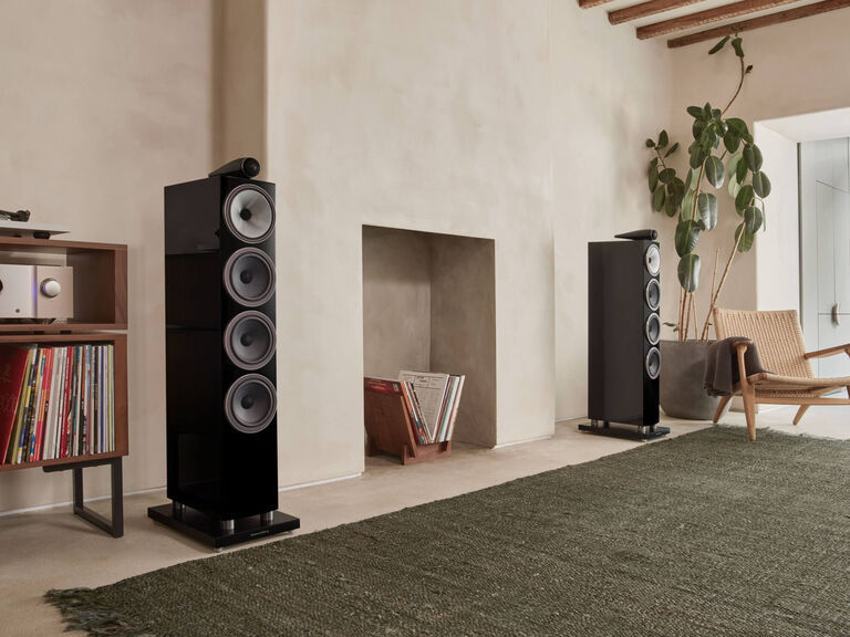 Bowers & Wilkins 700 Series Lifestyle Bowers & Wilkins 700 Series Lifestyle
