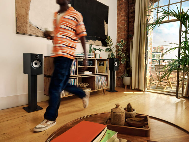 Bowers & Wilkins 600 Series Lifestyle Bowers & Wilkins 600 Series Lifestyle