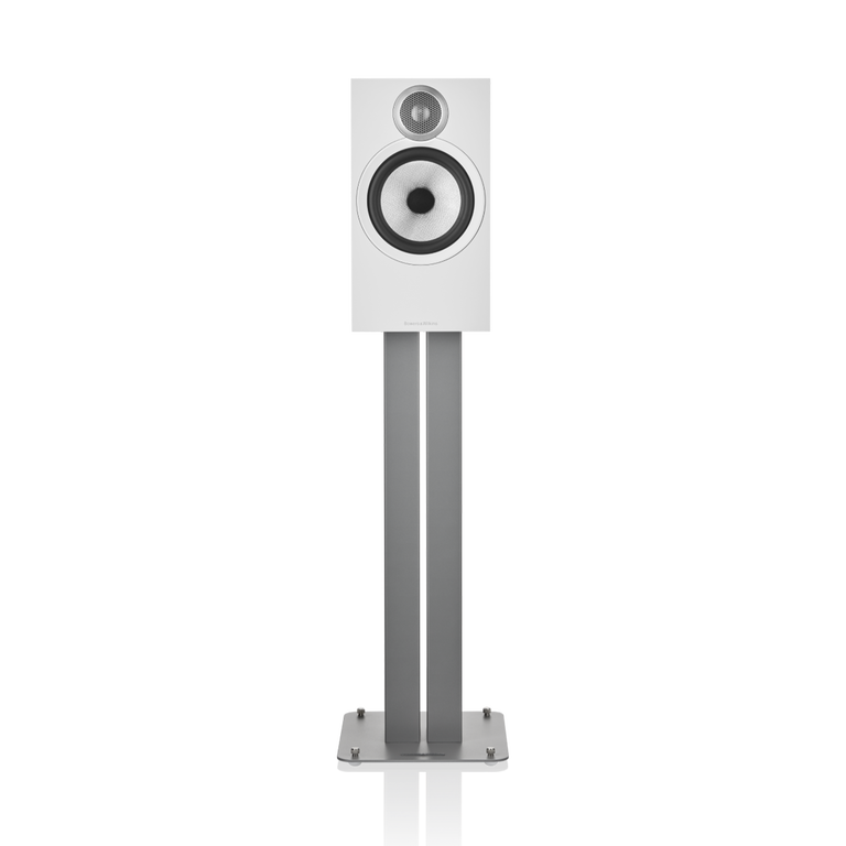 606 S3 - White front view