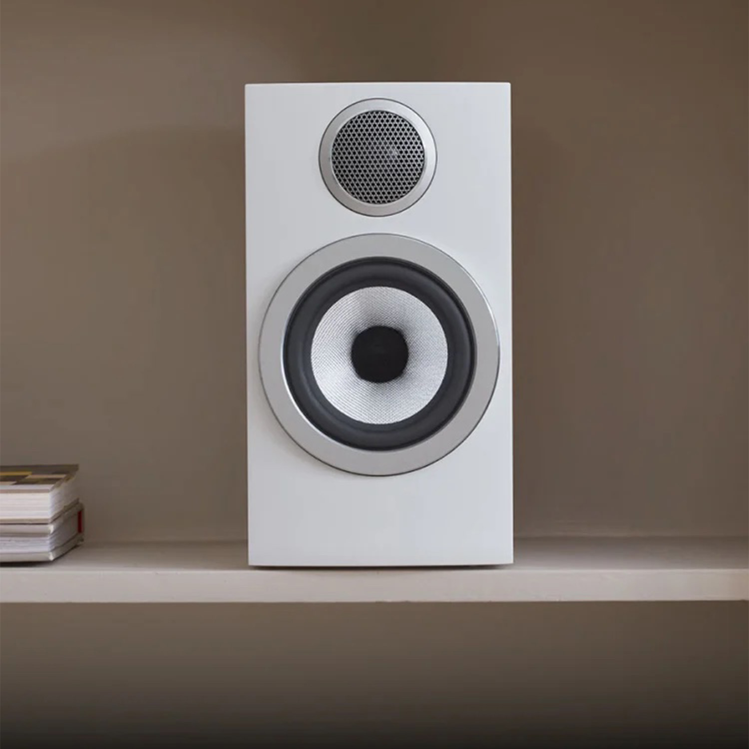 707 S3 - Stand-mount speaker